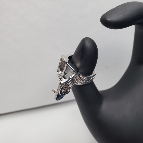 Mens Silver Open Locklet Secret Compartment Ring - Picture 11 of 16
